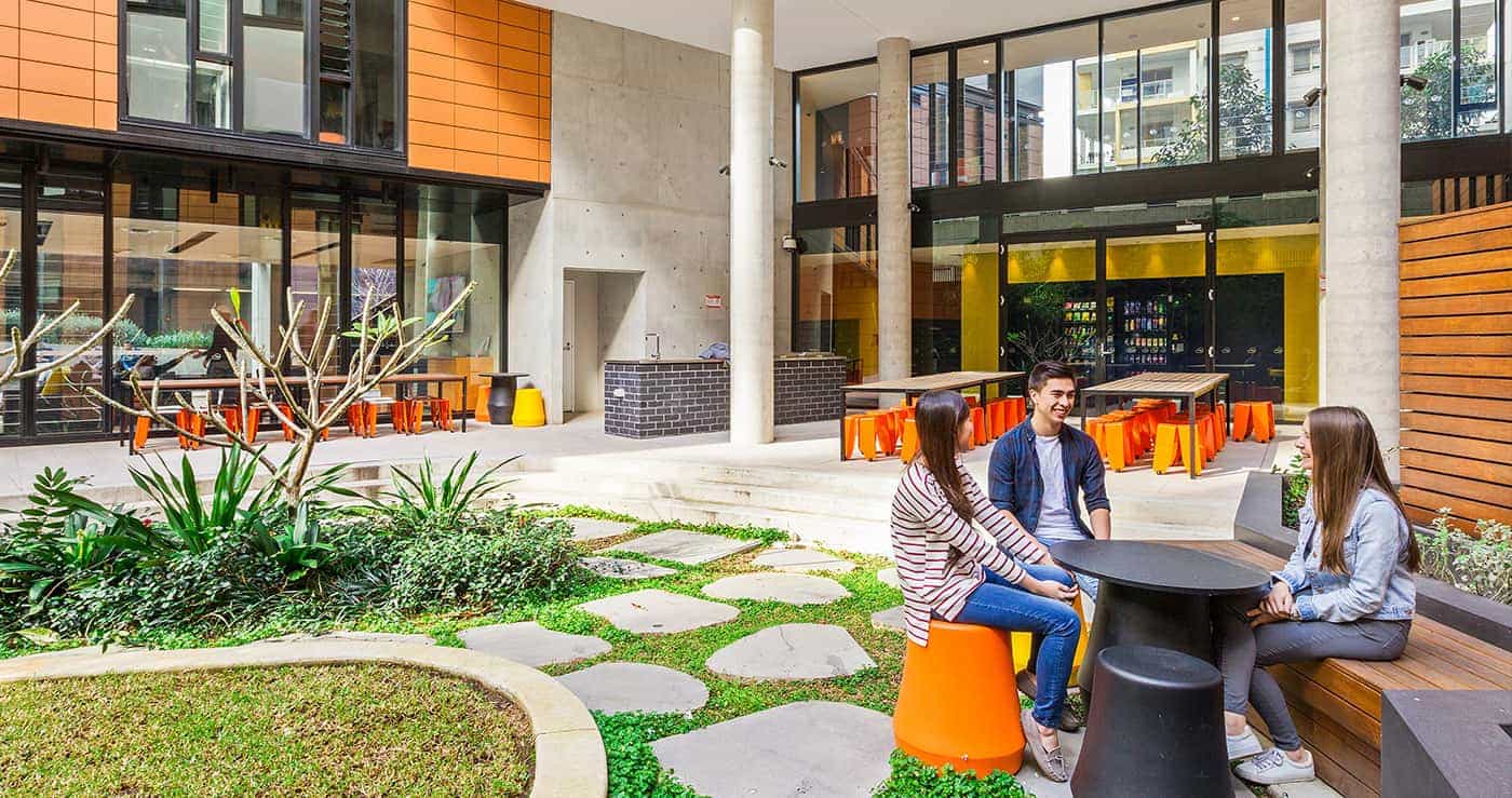 Iglu Chatswood Courtyard