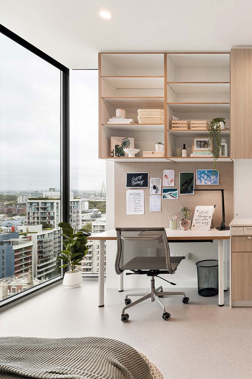 Iglu Central Park Premium Corner Studio Apartment - Study