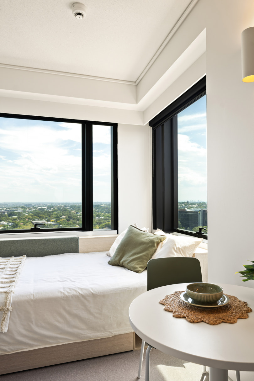 Iglu Waterloo Premium Corner Studio Apartment